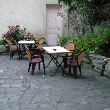 Hotel-Restaurant Le Saint Christophe Лурд Екстер'єр фото