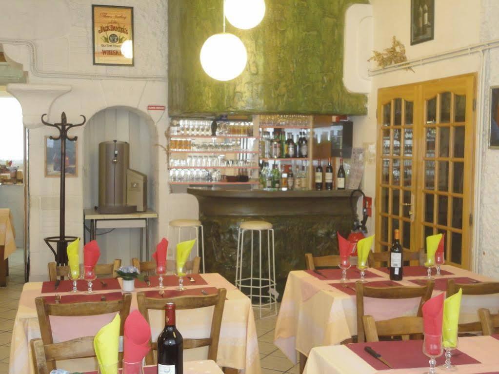 Hotel-Restaurant Le Saint Christophe Лурд Екстер'єр фото